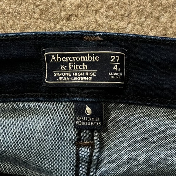 A&F Simone High Rise Jean Legging sz 4 short - Picture 2 of 4